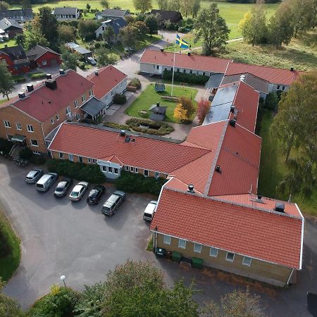 Bralanda Hotell Och Vandrarhem Exterior photo